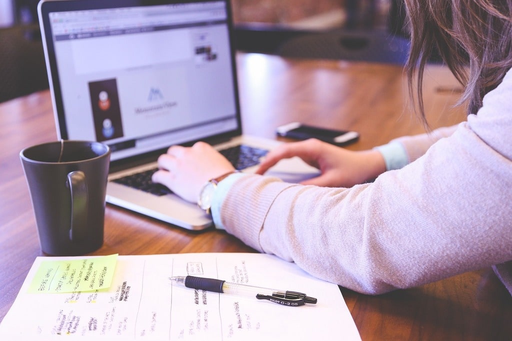 L'impact de l'évolution numérique sur les services IA